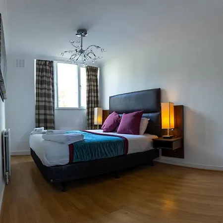Вилла London - 4 Bed - Sleeps 8 - Garden - Pet Friendly Экстерьер фото