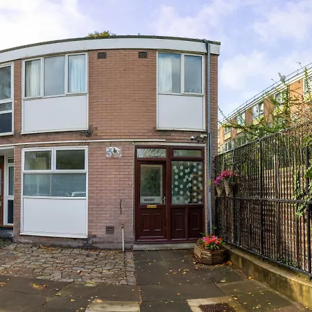 Вилла London - 4 Bed - Sleeps 8 - Garden - Pet Friendly Экстерьер фото