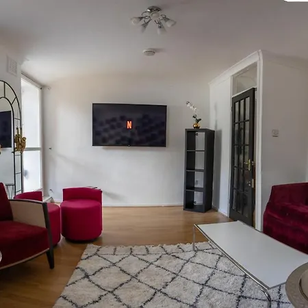 Вилла London - 4 Bed - Sleeps 8 - Garden - Pet Friendly Экстерьер фото