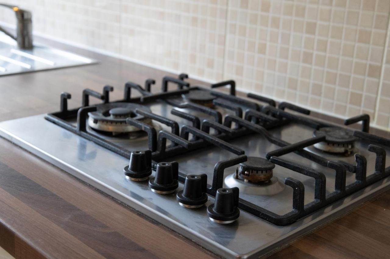 - 4 Bed - Sleeps 8 - Garden - Pet Friendly Дом отдыха